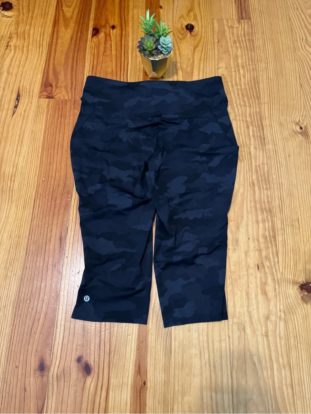 Lululemon Base Pace High-Rise Crop 17